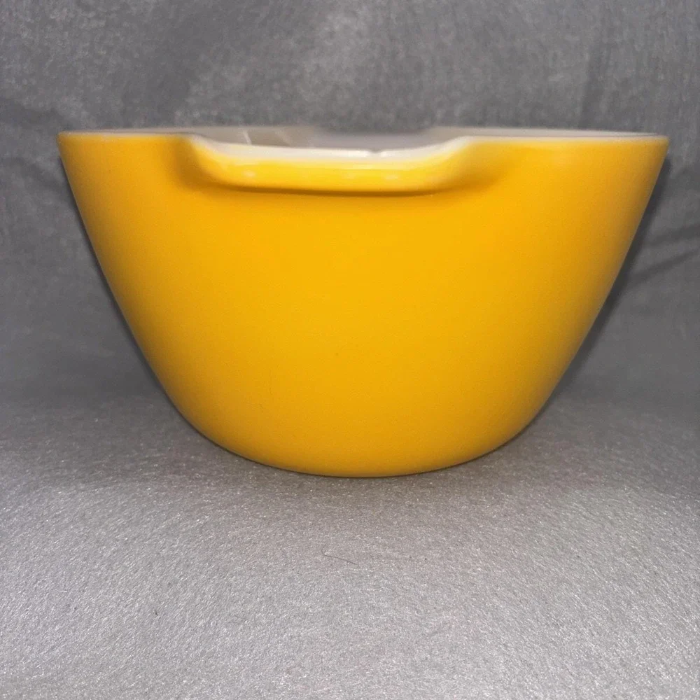 Vintage Anchor Hocking ORANGE‎ Fire King Cinderella Mixing Bowl 8.5 In RARE EUC